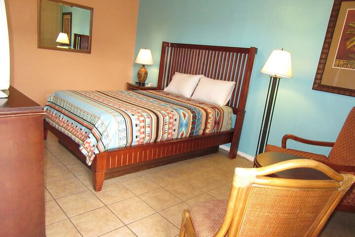 Room 16 of 26