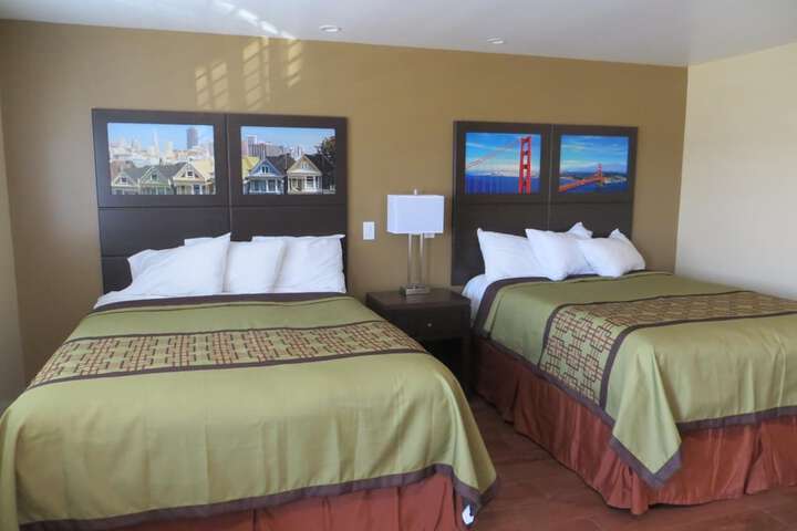 Room 34 of 37