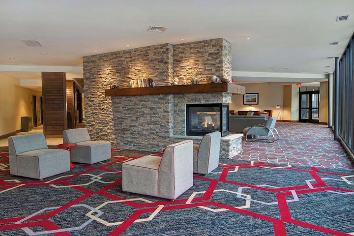 Hotel Interior 12 of 95