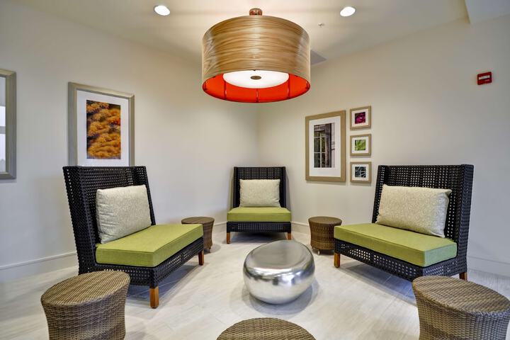 Hotel Interior 10 of 37