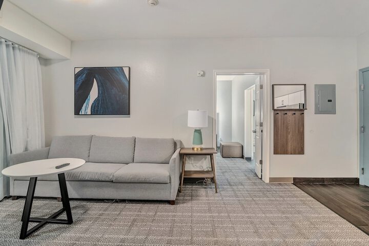Staybridge Suites University Area by IHG
