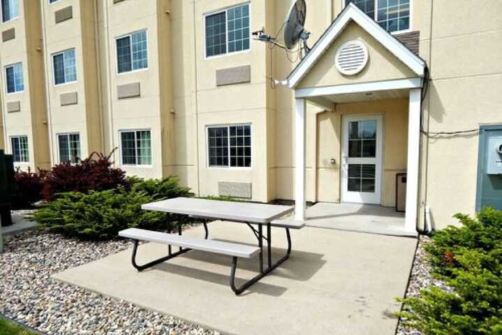 Microtel Inn & Suites by Wyndham Mankato