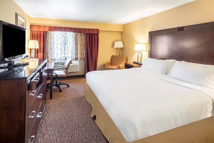 Room 21 of 39