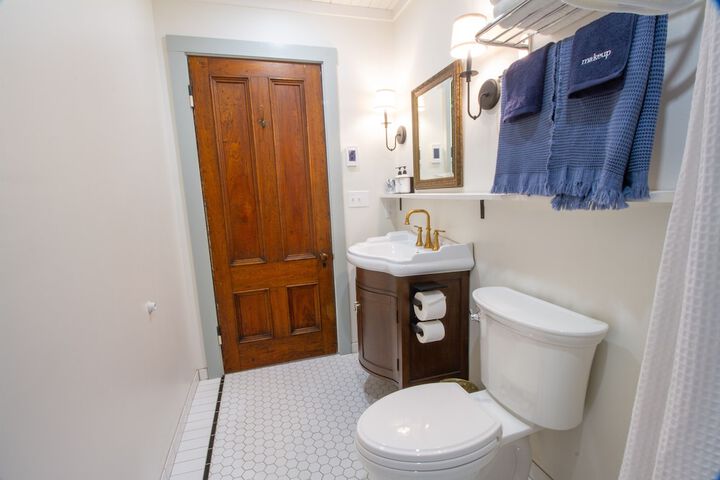 Room 37 of 41
