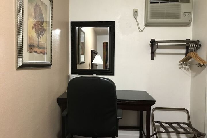 Room 22 of 25