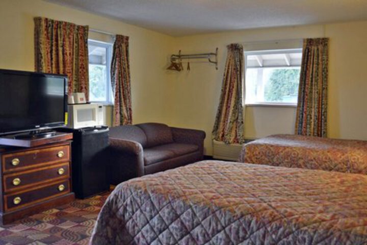Room 21 of 28