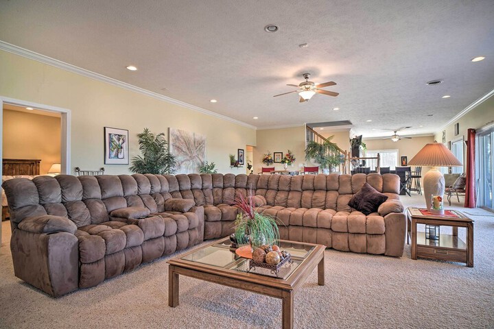 Spacious Baneberry Home w / Lake Douglas Views!