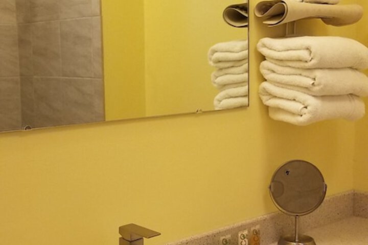 Regency Inn