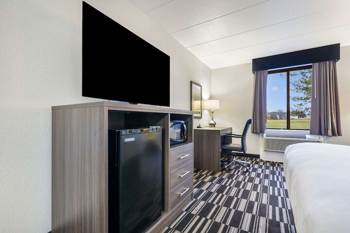 Room 14 of 29