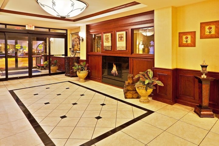 Hotel 4 of 58
