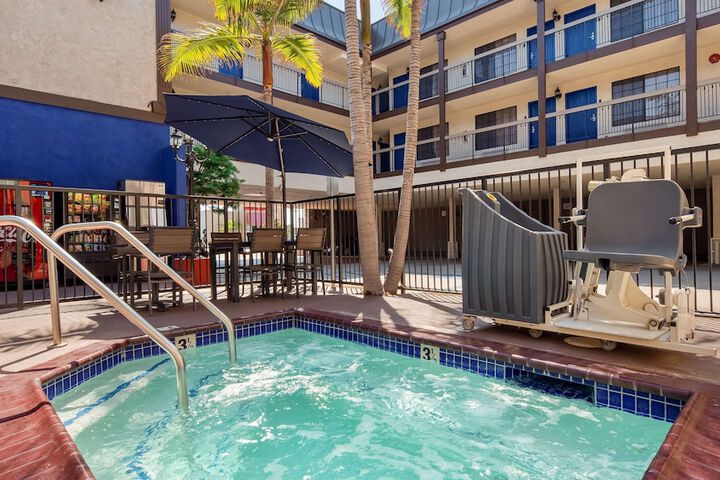 Pool 3 of 30