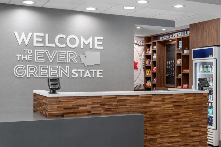 Hampton Inn & Suites Tacoma / Puyallup