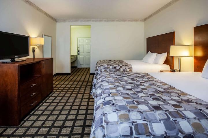 Room 22 of 45