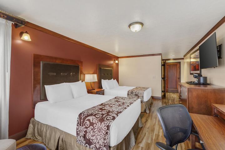 Best Western Plus Greenwell Inn