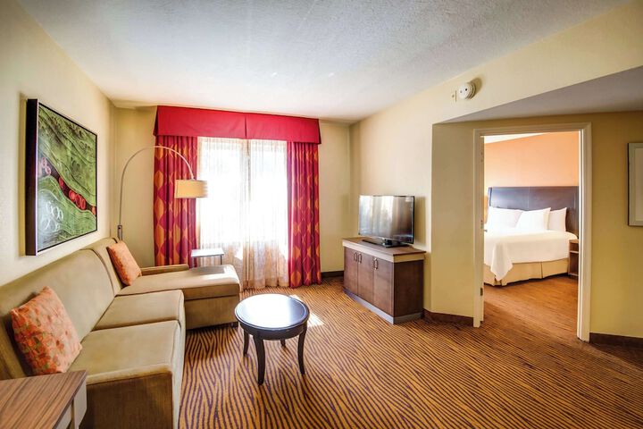Room 15 of 26