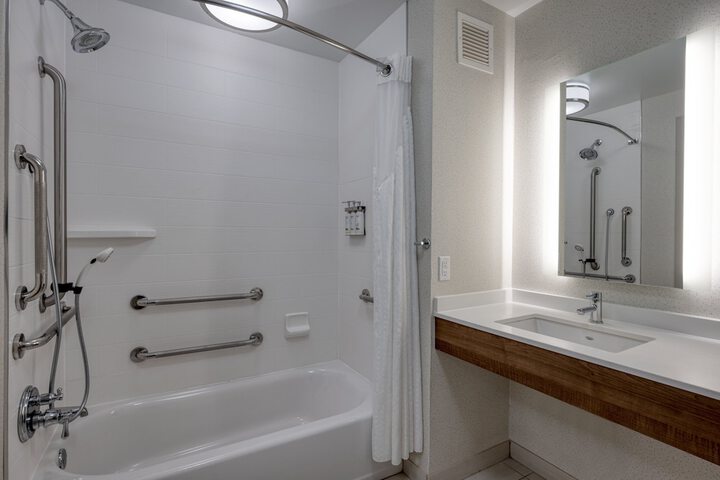 Holiday Inn Express Radcliff-Fort Knox by IHG