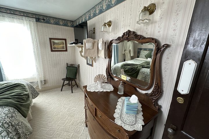 Room 58 of 74