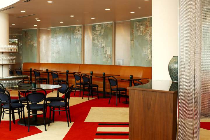Dining 65 of 103