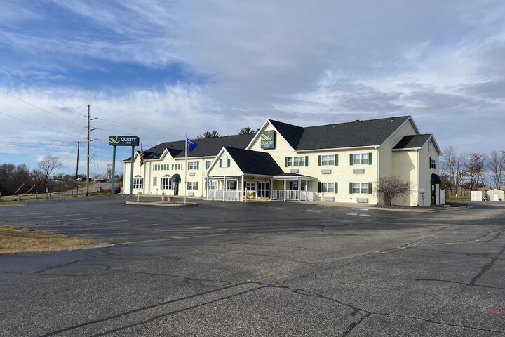 Quality Inn Mauston I-90