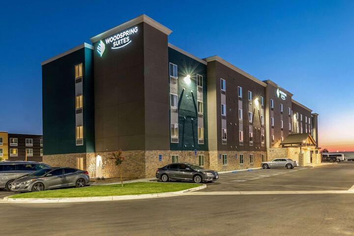 Hotel 3 of 24