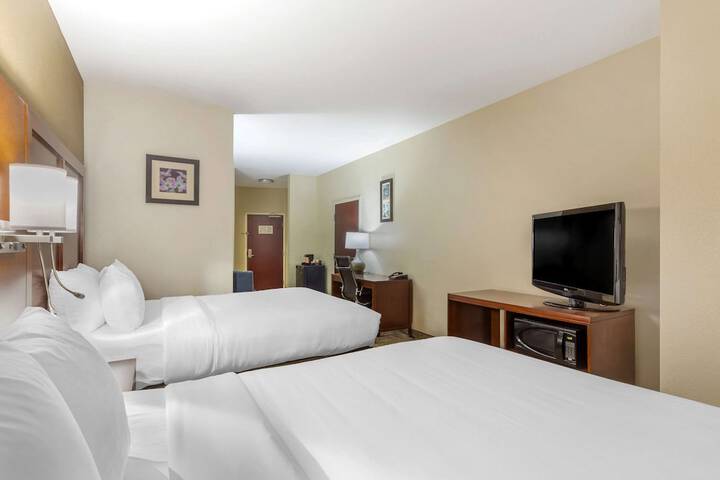 Room 17 of 30