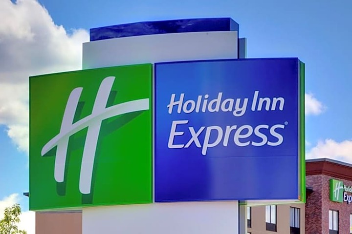 Holiday Inn Express & Suites Tumwater Olympia by IHG
