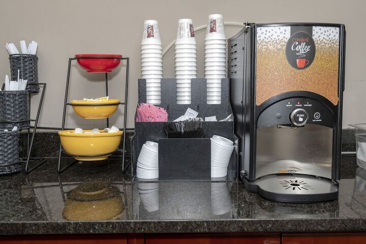 Breakfast/Coffee Service 19 of 21