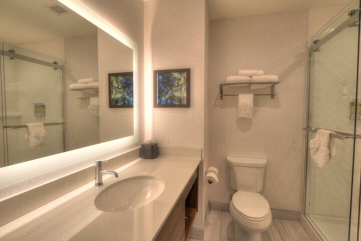 Room 60 of 107