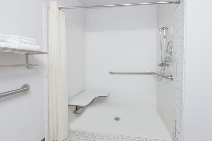 Room 20 of 31