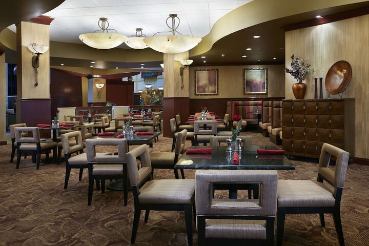 Embassy Suites by Hilton Hampton Convention Center