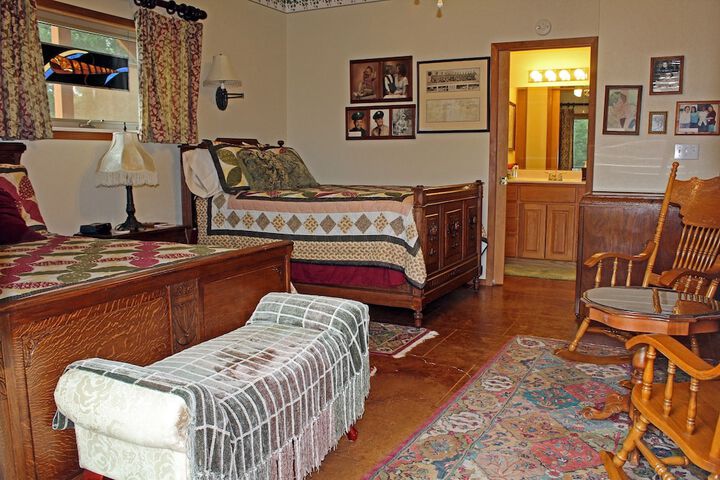 Room 14 of 27