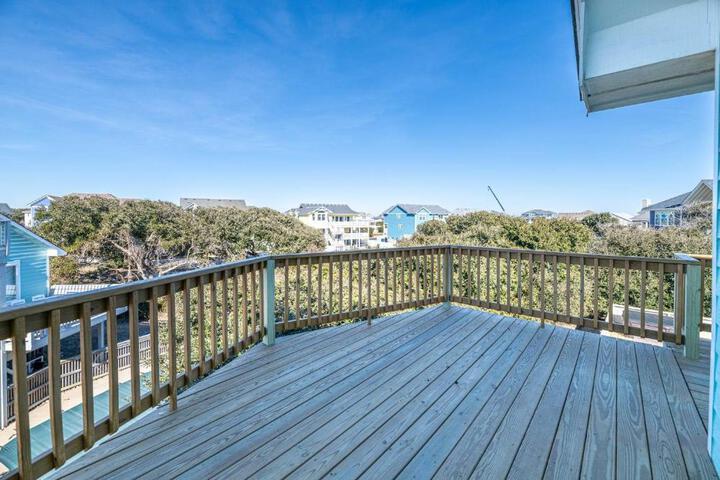 Duck R Way - Poteskeet Ocean View, 260 Yds to Beach, Pool, Hot Tub, Walk to Downtown Duck