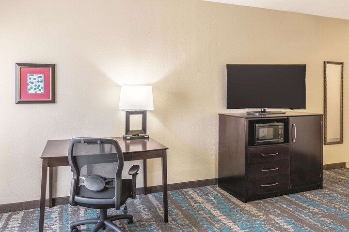 Room 25 of 55