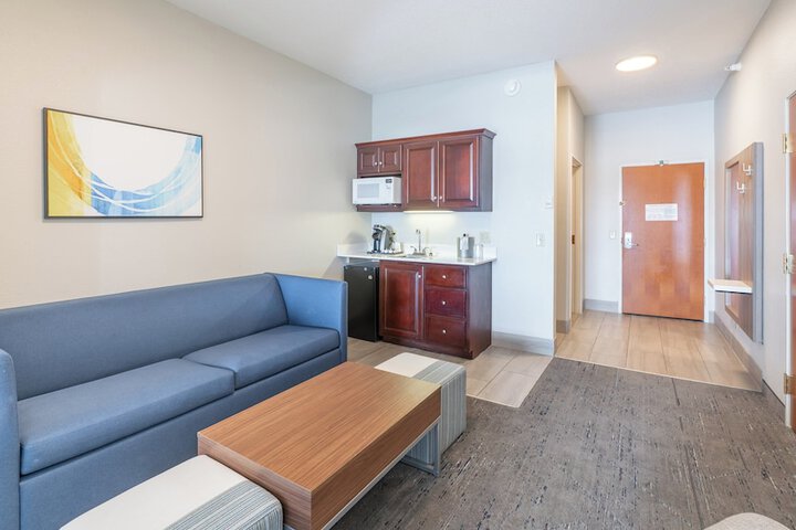 Holiday Inn Express Hotel & Suites ANDERSON NORTH by IHG
