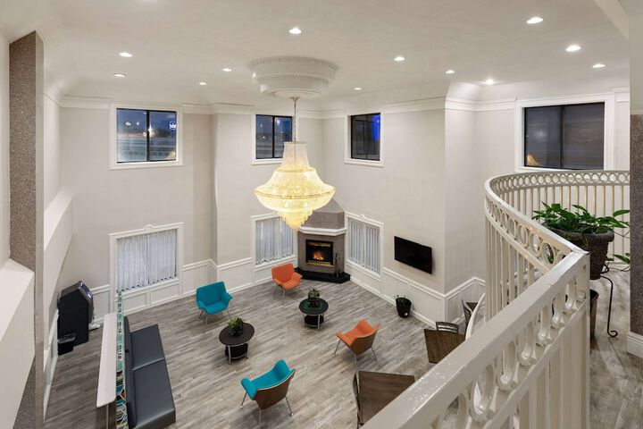 Hotel Interior 17 of 67