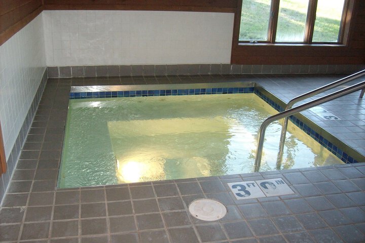 Spa 23 of 24