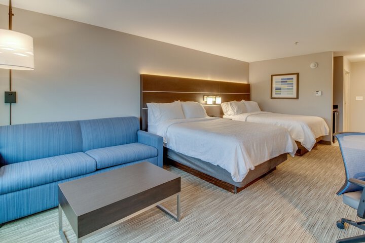 Holiday Inn Express & Suites Union City by IHG