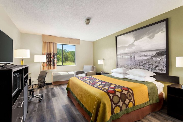 Room 16 of 29