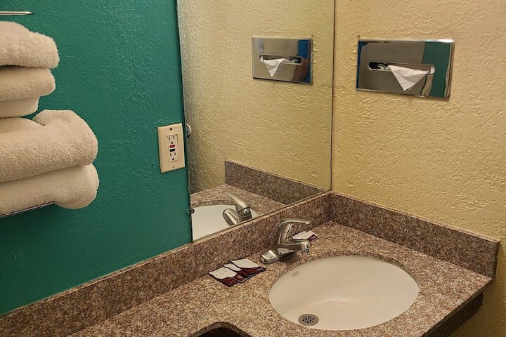 Room 13 of 51