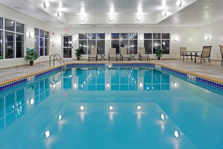 Pool 6 of 52
