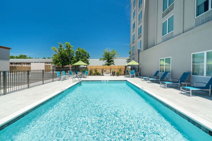 Pool 8 of 51