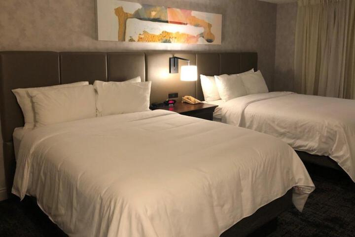 Crowne Plaza Chicago-Northbrook by IHG