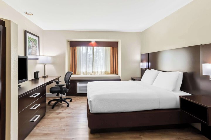 Room 14 of 30