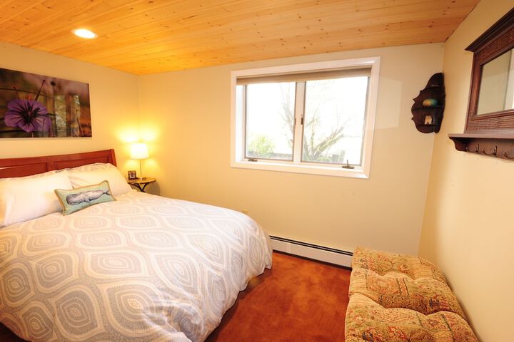 Room 17 of 23