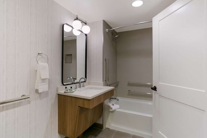 Room 14 of 45