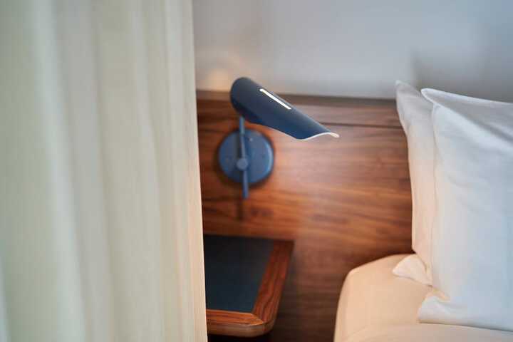 Room 43 of 104