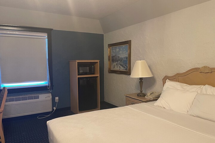 Chateau Hotel and Conference Center