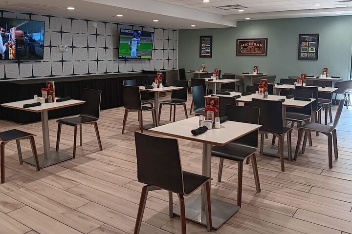 Holiday Inn & Suites Ann Arbor Univ Michigan Area by IHG