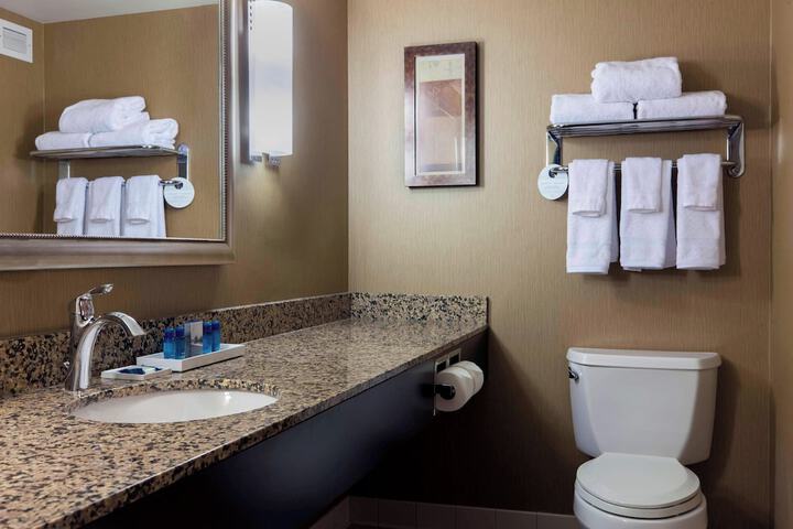 Delta Hotels by Marriott Fargo