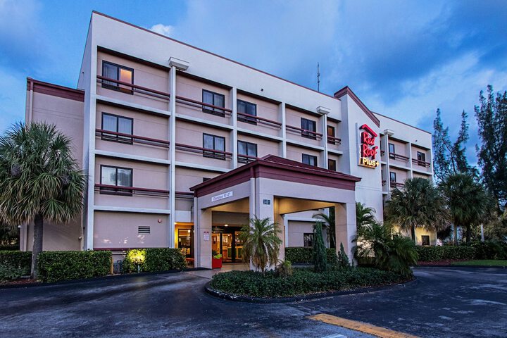 Hotel 4 of 30